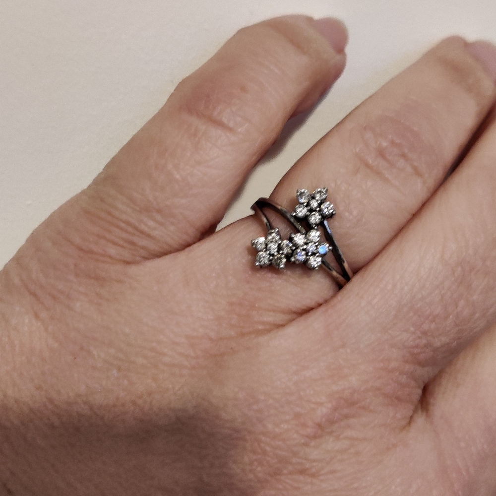 Vintage Diamante Silver Bypass ring 💍 - Picture 4 of 12